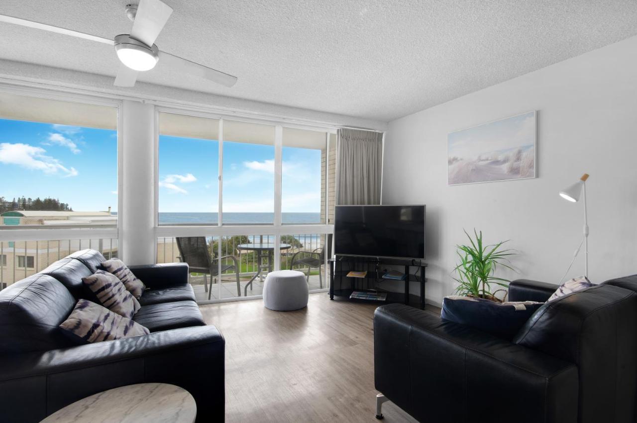 Capeview Apartments - Right On Kings Beach Калаундра Екстер'єр фото