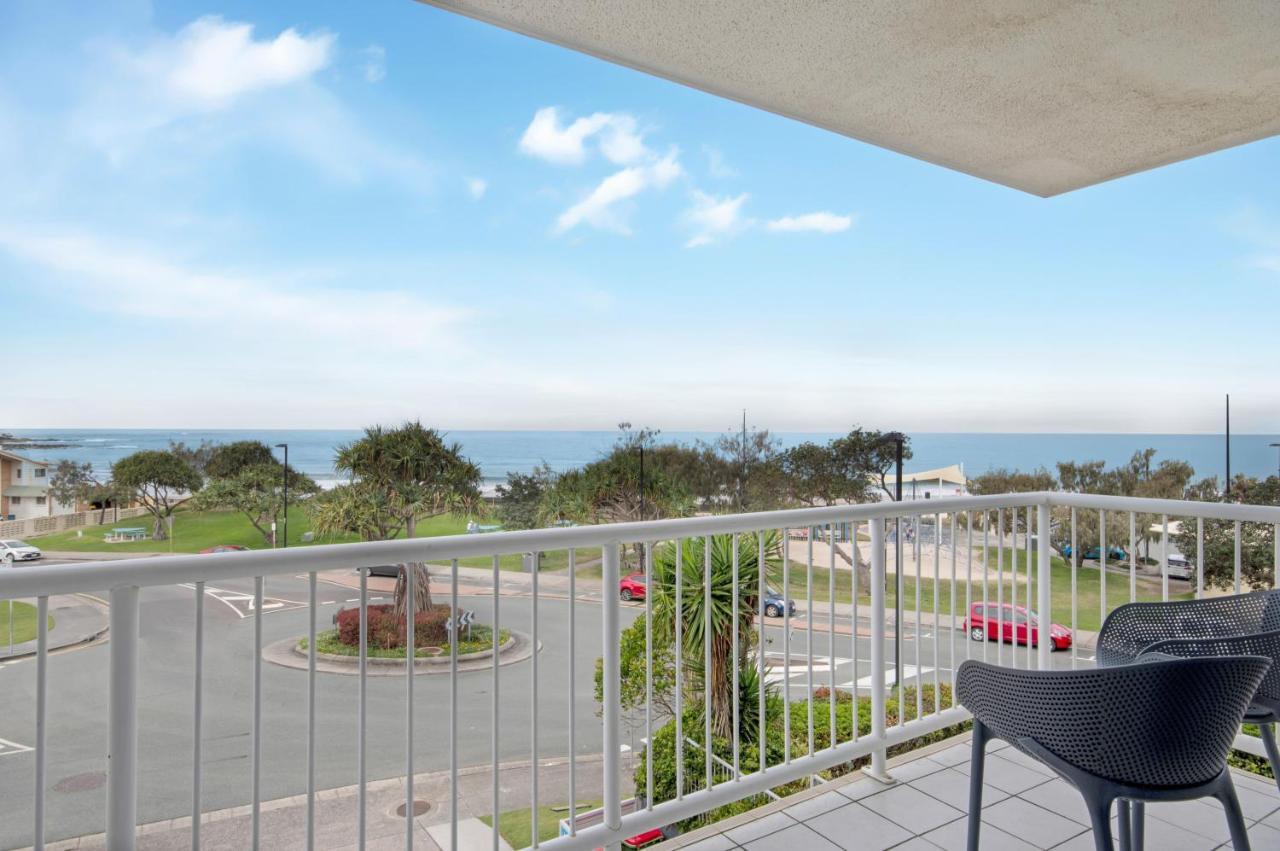 Capeview Apartments - Right On Kings Beach Калаундра Екстер'єр фото
